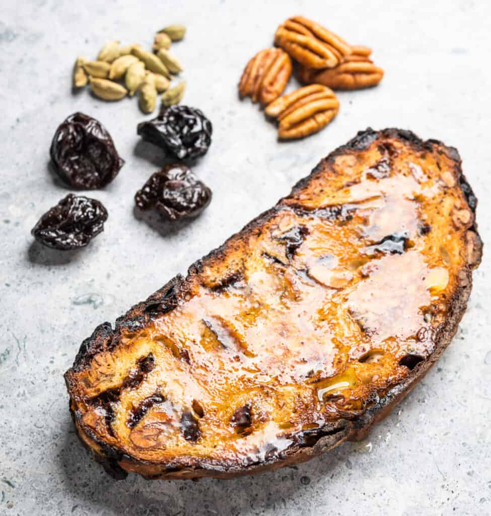 Prune bread with cardamom and pecans