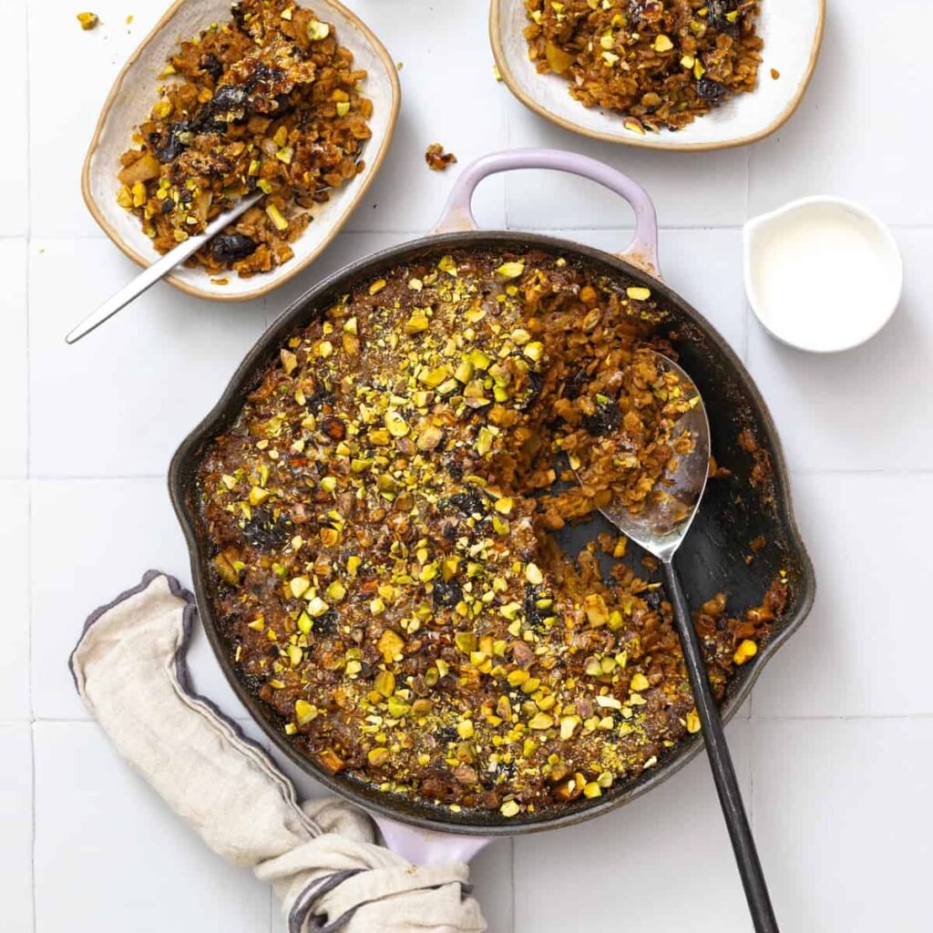 baked oatmeal in a black cast iron skillet