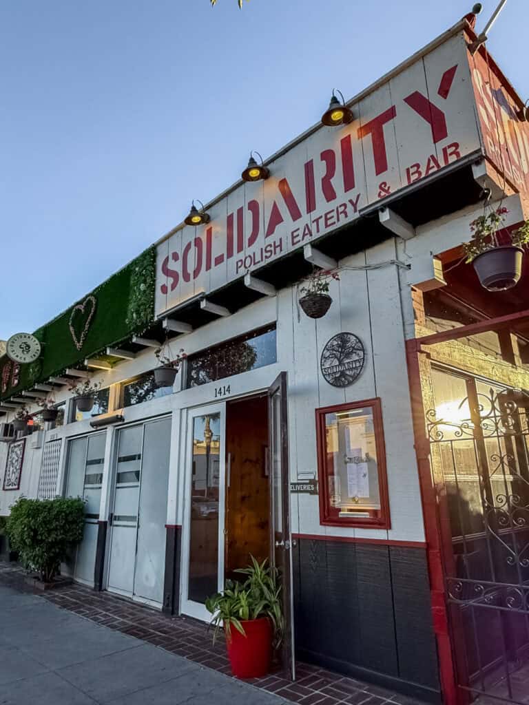 exterior of solidarity in los angeles